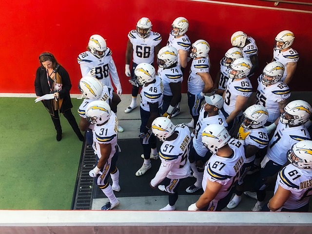 不僅局限於 不僅局限於